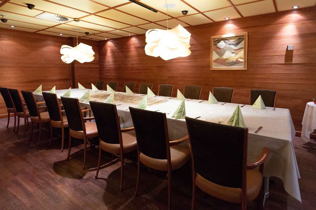Scandic Ikaalisten Kylpylae Ikaalinen Restoran fotoğraf